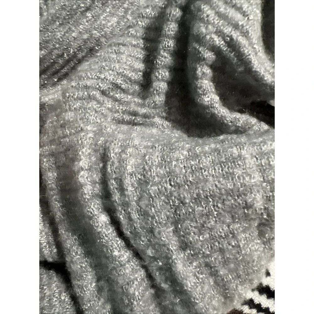 Capelli New York Scarf Grey NWT